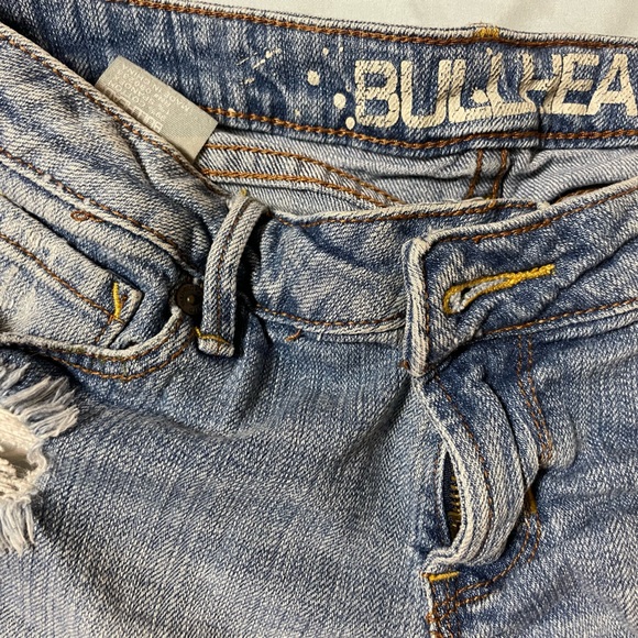 Bullhead Xtra Short Shorts - Picture 3 of 4